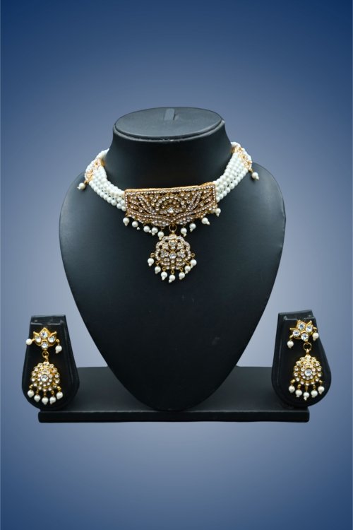 Aafreen AD Pearl Choker Set