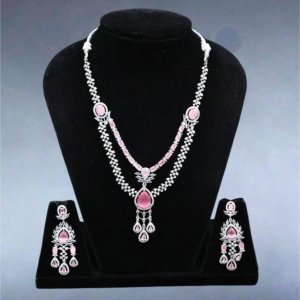 AD Necklace Pink