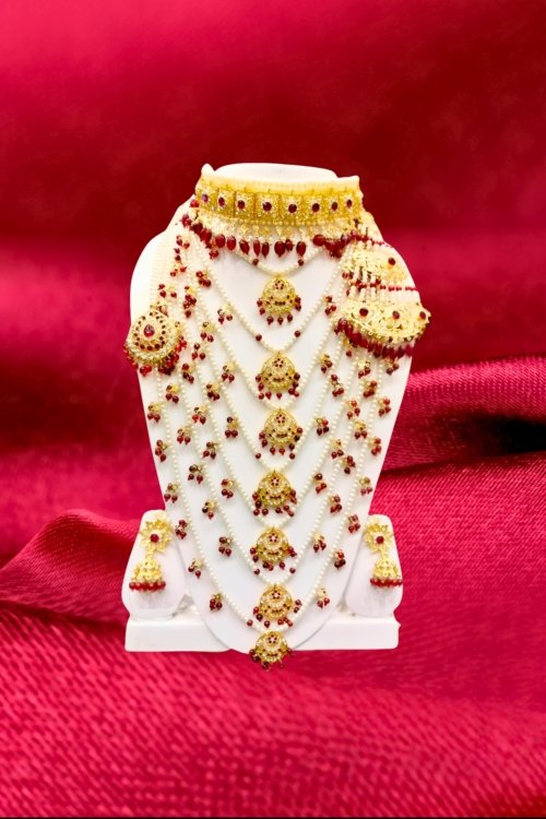 Aishwariya Maroon Rani Haar