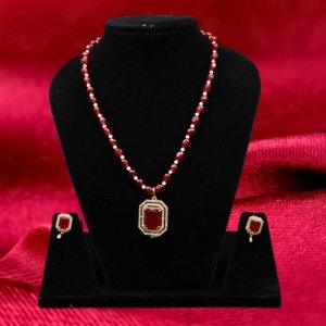 Red Pendant Set
