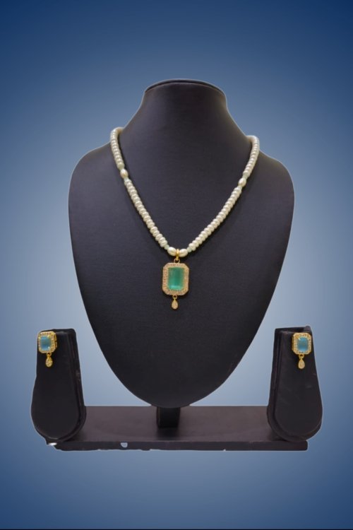 Meherbaan Emerald Real Pearl Set