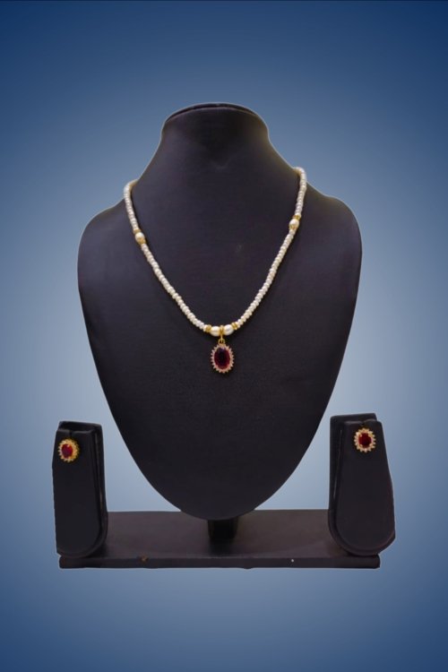 Gulnaar Pearl Ruby Set