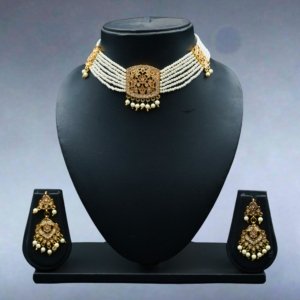 Zehra Square Filigree Pearl Choker Set