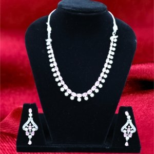 AD Necklace Pink