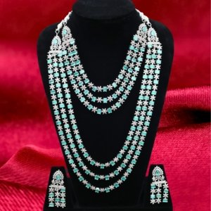 Onyx American Diamond Rani Haar Set