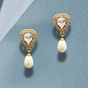 AD earrings White