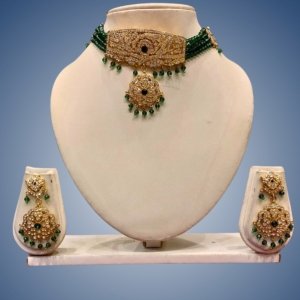 Emerald Drop Polki Choker Set