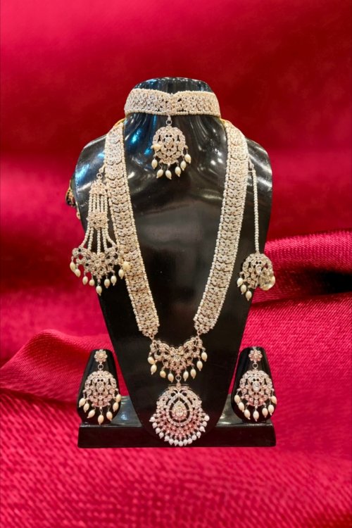 Majestic Kundan Bridal Set