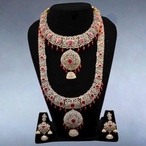 The Royal Rouge Ruby Set