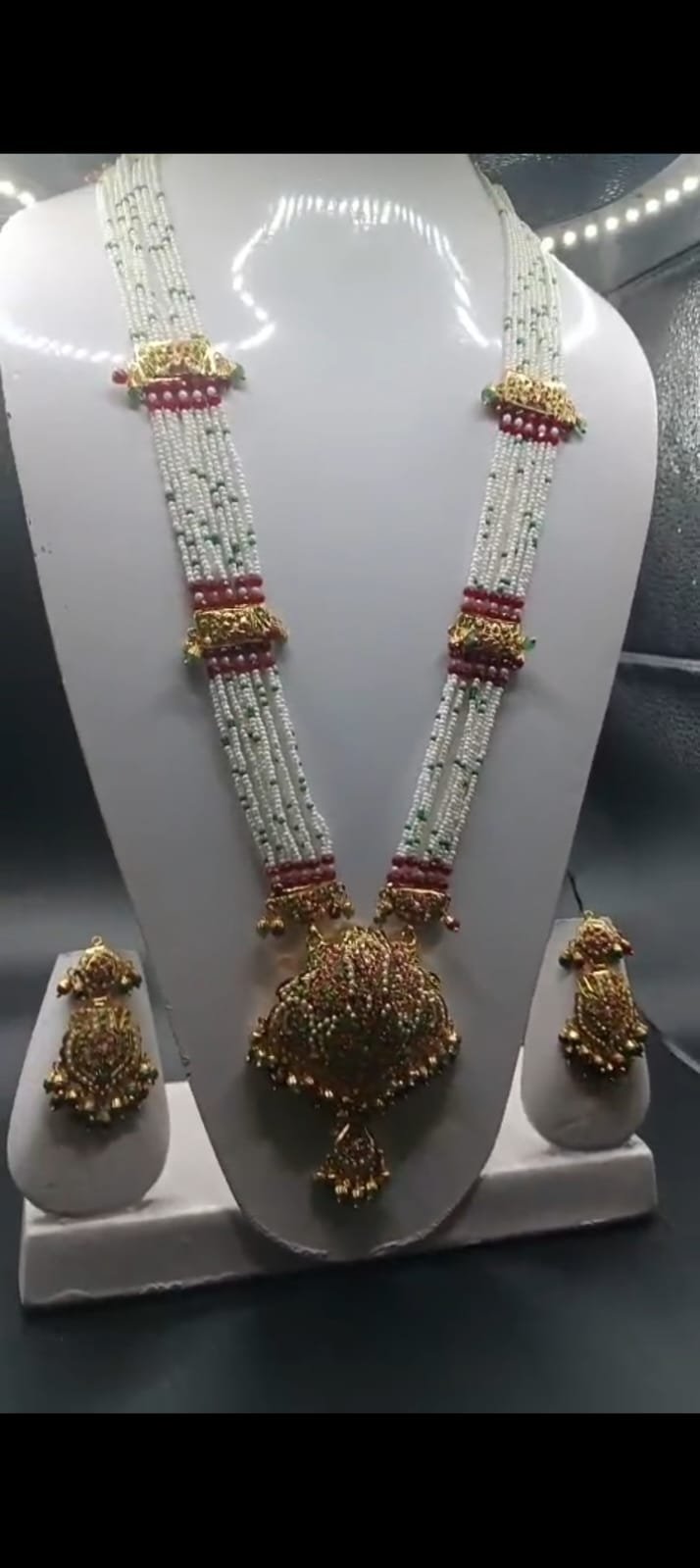 Original Nauratan Haar